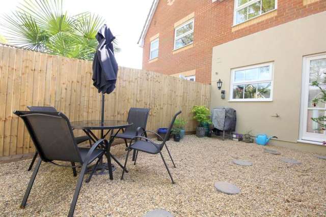  Image of 2 bedroom Detached house for sale in Laureate Way Hemel Hempstead HP1 at Laureate Way  Hemel Hempstead, HP1 3RL