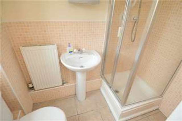  Image of 2 bedroom Flat to rent in Leasowe Road Wirral CH46 at Moreton Wirral Moreton, CH46 3RT