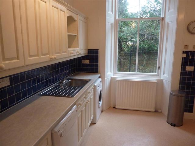  Image of 3 bedroom Flat to rent in Ledcameroch Road Bearsden Glasgow G61 at Bearsden Glasgow Glasgow, G61 4AB