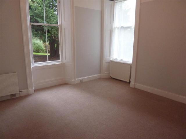  Image of 3 bedroom Flat to rent in Ledcameroch Road Bearsden Glasgow G61 at Bearsden Glasgow Glasgow, G61 4AB