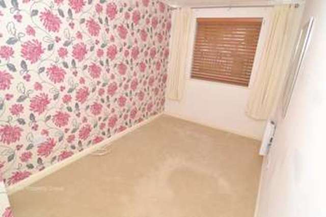  Image of 2 bedroom Flat for sale in London Road Leigh-on-Sea SS9 at 1525 London Road  Leigh-On-Sea, SS9 2SU