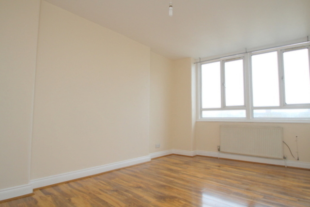  Image of 3 bedroom Apartment to rent in Bow Road London E3 at Link House  London, E3 2TD