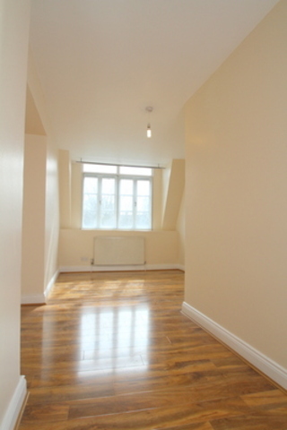  Image of 3 bedroom Apartment to rent in Bow Road London E3 at Link House  London, E3 2TD