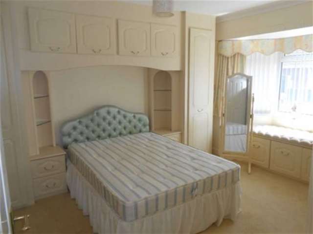  Image of 2 bedroom Detached house to rent in Lochalsh Grove Willenhall WV12 at Willenhall, WV12 5FA