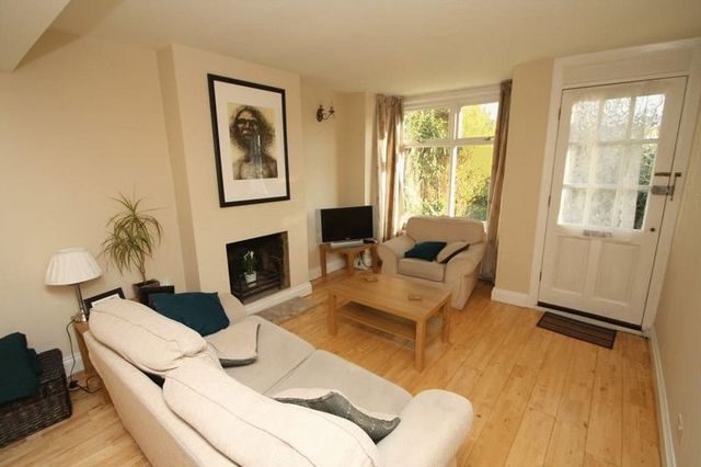  Image of 2 bedroom Terraced house for sale in London Road High Wycombe HP11 at London Road  High Wycombe, HP11 1EJ