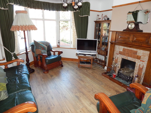  Image of 3 bedroom Semi-Detached house for sale in Lower Drayton Lane Drayton Portsmouth PO6 at Lower Drayton Lane Drayton Portsmouth, PO6 2EP