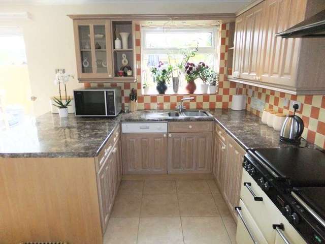 Image of 4 bedroom Semi-Detached house for sale in Lyndon Road Solihull B92 at Lyndon Road  Solihull, B92 7QX