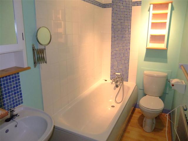  Image of 2 bedroom Flat to rent in Main Street Newmills Dunfermline KY12 at Newmills Fife Fife, KY12 8SY