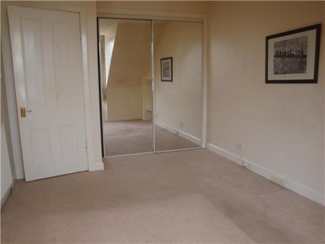  Image of 2 bedroom Flat to rent in Maitland Street Dunfermline KY12 at Dunfermline Fife Fife, KY12 8AF
