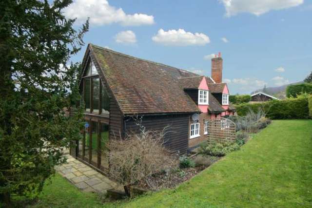  Image of 5 bedroom Detached house for sale in Malting Lane Aldbury Tring HP23 at Malting Lane Aldbury Tring, HP23 5RH