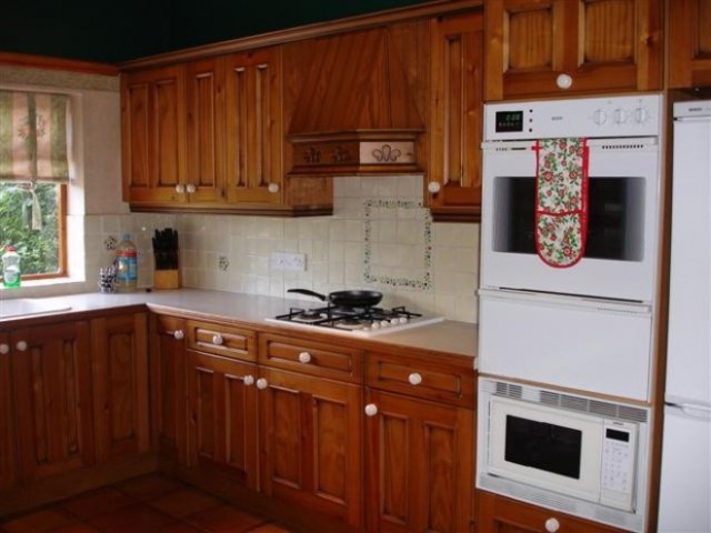  Image of 3 bedroom Semi-Detached house to rent in Manor Avenue Fulwood Preston PR2 at Manor Avenue Fulwood Preston, PR2 8DN