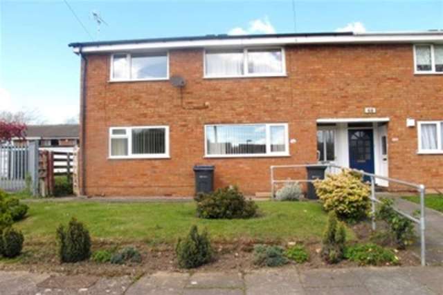  Image of 2 bedroom Maisonette to rent in Manor Gardens Stechford Birmingham B33 at Birmingham, B33 8PS