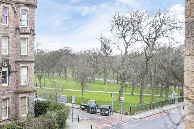  Image of 2 bedroom Flat to rent in Marchmont Road Edinburgh EH9 at Marchmont Edinburgh Edinburgh, EH9 1HY