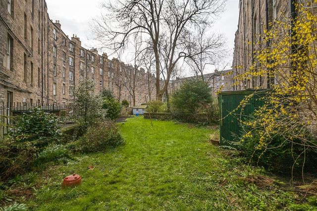  Image of 2 bedroom Flat to rent in Marchmont Road Edinburgh EH9 at Marchmont Edinburgh Edinburgh, EH9 1HY