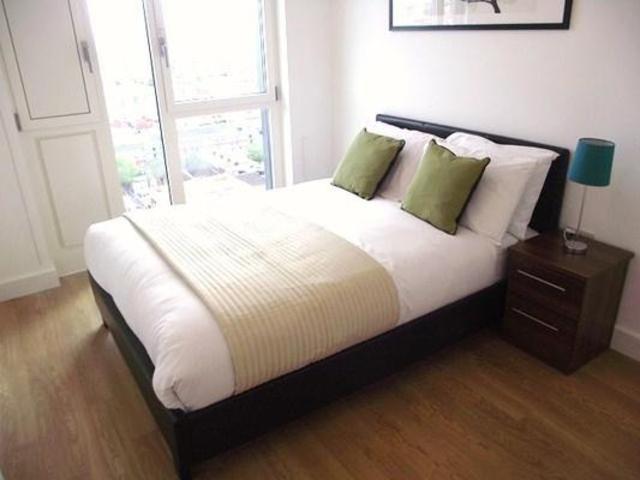  Image of 3 bedroom Flat for sale in Jefferson Plaza London E3 at Marner Point Bromley By Bow London, E3 3QB