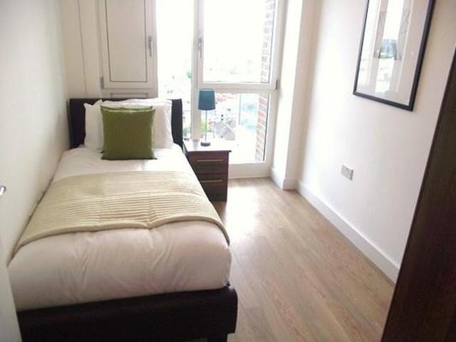  Image of 3 bedroom Flat for sale in Jefferson Plaza London E3 at Marner Point Bromley By Bow London, E3 3QB