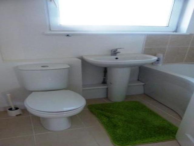  Image of 1 bedroom Flat to rent in Mauchline East Kilbride Glasgow G74 at East Kilbride South Lanarkshire South Lanarkshire, G74 3SA
