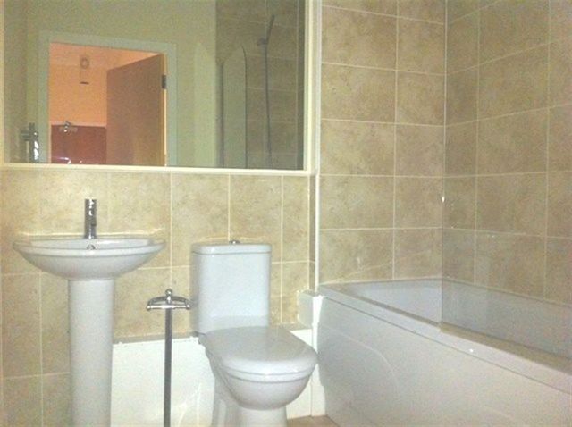  Image of 2 bedroom Flat to rent in Mcphail Street Glasgow G40 at Glasgow Green Glasgow Glasgow, G40 1DN