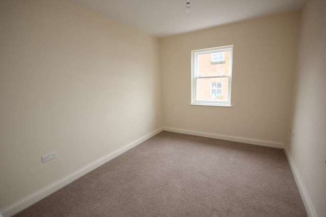  Image of 2 bedroom Apartment to rent in Melbourne Street Stalybridge SK15 at Melbourne Street  Stalybridge, SK15 2JJ