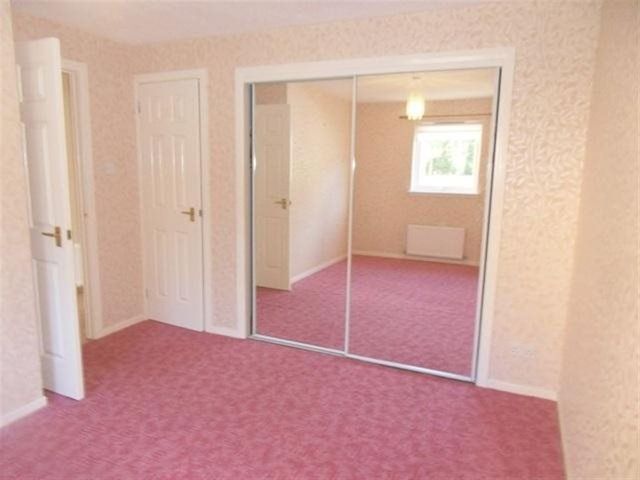  Image of 2 bedroom Flat to rent in Mitchell Grove East Kilbride Glasgow G74 at East Kilbride South Lanarkshire South Lanarkshire, G74 1QZ