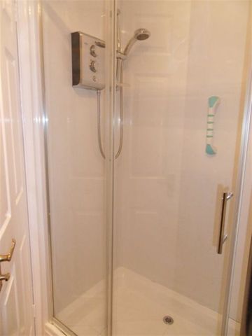  Image of 2 bedroom Flat to rent in Mitchell Grove East Kilbride Glasgow G74 at East Kilbride South Lanarkshire South Lanarkshire, G74 1QZ