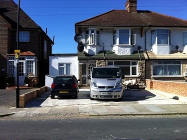  Image of Studio flat to rent in Mitchell Road London N13 at Mitchell Road  Palmers Green, N13 6EG