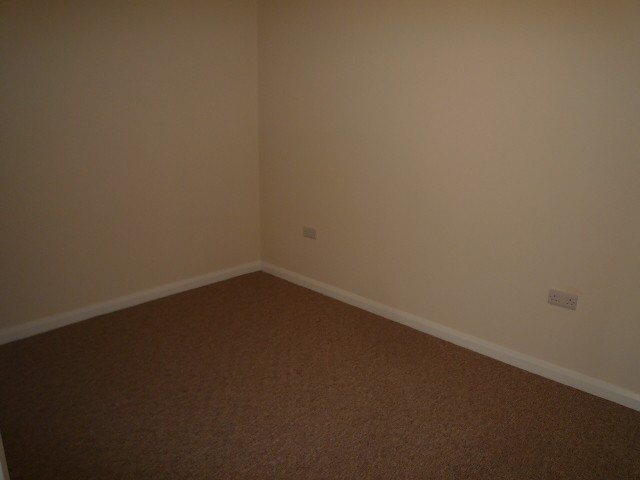 Image of 2 bedroom Flat to rent in Montague Place Worthing BN11 at 14a Montague Place  Worthing, BN11 3BG