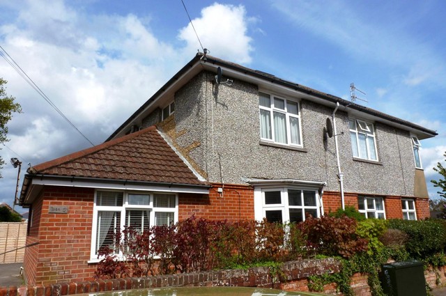  Image of 1 bedroom Apartment to rent in Wimborne Road Moordown Bournemouth BH9 at Moordown  Bournemouth, BH9 2DG