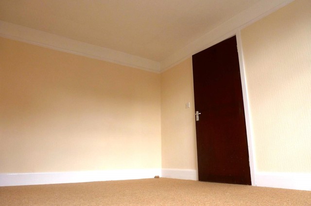  Image of 1 bedroom Apartment to rent in Wimborne Road Moordown Bournemouth BH9 at Moordown  Bournemouth, BH9 2DG
