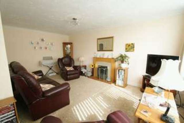  Image of 2 bedroom Detached house for sale in Moorfields Road Nailsea Bristol BS48 at Moorfields Road Nailsea Nailsea, BS48 2AP