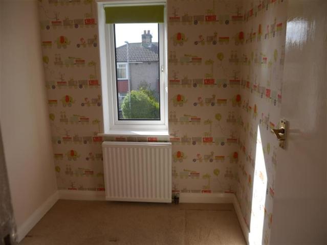  Image of 3 bedroom Semi-Detached house to rent in Moorland Drive Pudsey LS28 at Pudsey Leeds Farsley, LS28 8ER