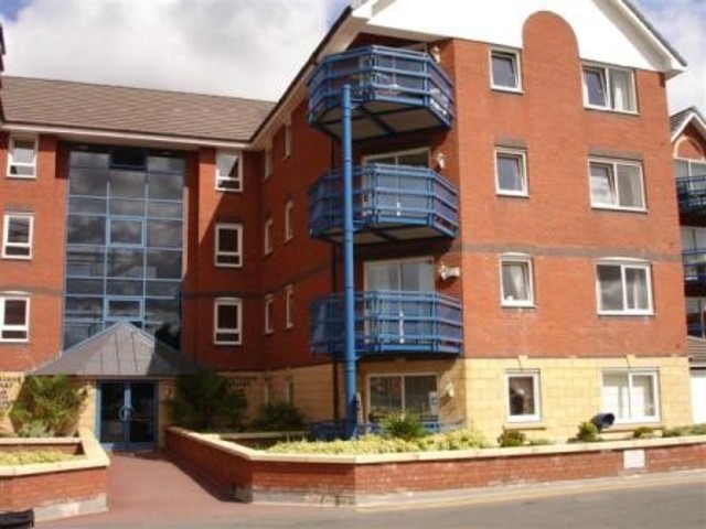  Image of 2 bedroom Apartment to rent in Mountbatten Close Ashton-on-Ribble Preston PR2 at Mountbatten Close Ashton-on-Ribble Preston, PR2 2XB