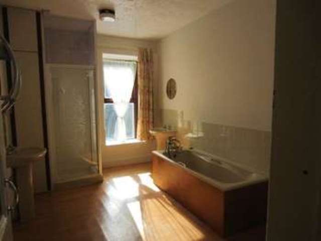  Image of 4 bedroom Terraced house to rent in Mona Street Amlwch LL68 at 47 Mona Street  Amlwch, LL68 9AW