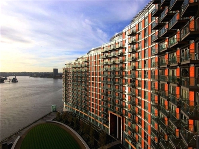  Image of 2 bedroom Apartment for sale in Taeping Street London E14 at New Providence Wharf 1 Fairmont Avenue Canary Wharf, E14 9UN