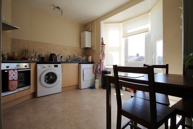  Image of 2 bedroom Detached house to rent in Northcourt Road Broadwater Worthing BN14 at Worthing, BN14 7DT