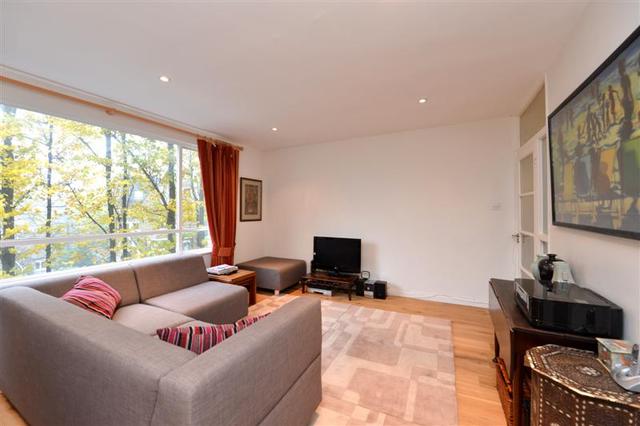  Image of 2 bedroom Property to rent in Crescent Road London N8 at Crescent Road  Crouch End, N8 8AS