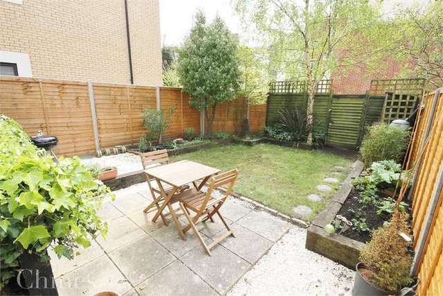  Image of 2 bedroom Apartment for sale in Norwich Avenue West Westbourne Bournemouth BH2 at Norwich Avenue West Bournemouth Bournemouth, BH2 6AW