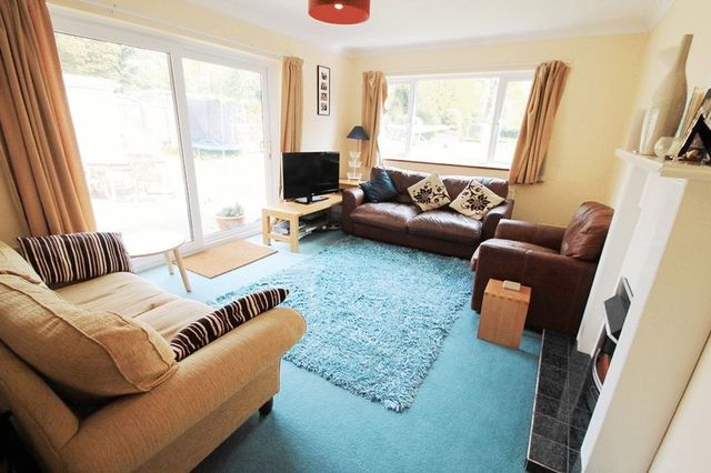  Image of 5 bedroom Detached house for sale in Oakwood Road Chandler