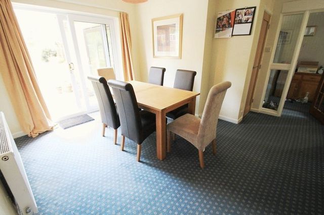  Image of 5 bedroom Detached house for sale in Oakwood Road Chandler