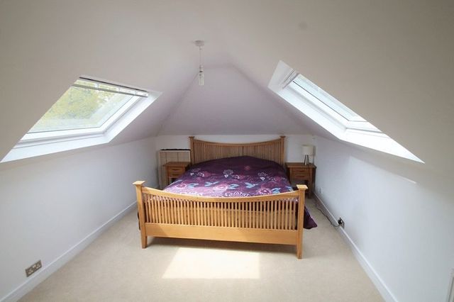  Image of 5 bedroom Detached house for sale in Oakwood Road Chandler
