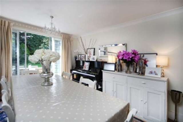  Image of 4 bedroom Detached house to rent in Old Avenue St. Georges Hill Weybridge KT13 at Weybridge, KT13 0QB