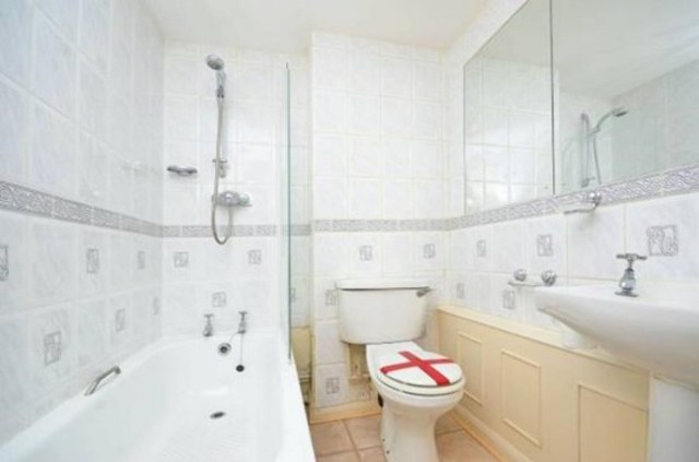  Image of 3 bedroom Terraced house to rent in Old Ford Road London E3 at - OLD FORD ROAD  LONDON, E3 5TA