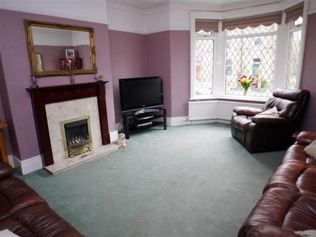  Image of 4 bedroom Terraced house for sale in Old Road Stanningley Pudsey LS28 at Farsley  Farsley, LS28 6BQ