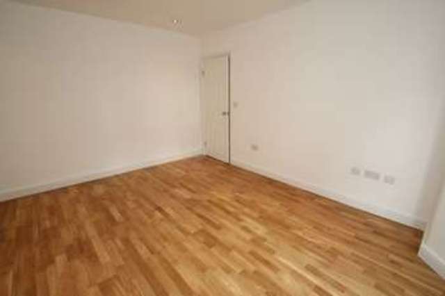  Image of 1 bedroom Flat to rent in Bramber Road London W14 at Bramber Road  London, W14 9PB