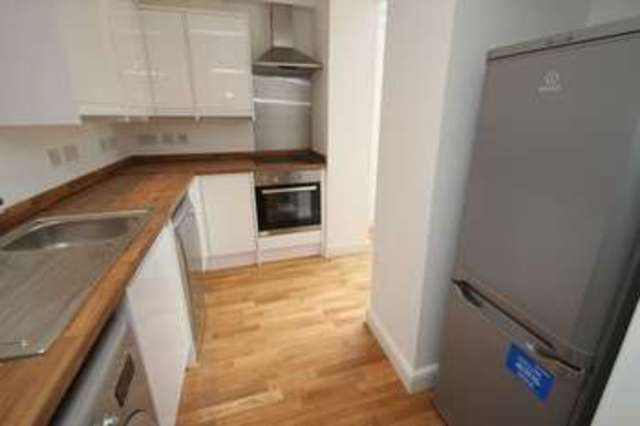  Image of 1 bedroom Flat to rent in Bramber Road London W14 at Bramber Road  London, W14 9PB