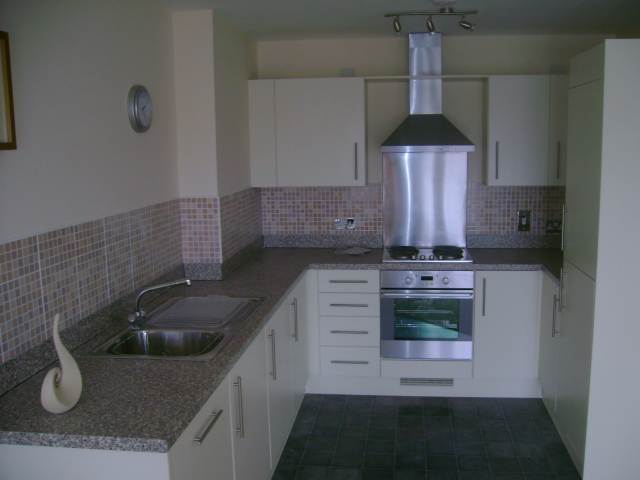  Image of 1 bedroom Flat to rent in Overstone Court Cardiff CF10 at Butetown Cardiff Grangetown, CF10 5NU