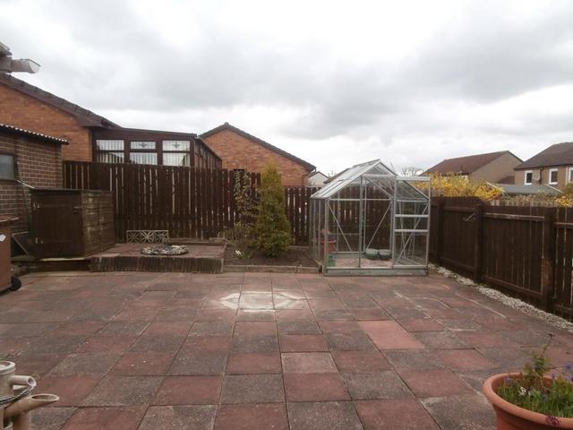  Image of 3 bedroom Bungalow to rent in Overton Crescent East Calder Livingston EH53 at East Calder West Lothian West Lothian, EH53 0RH