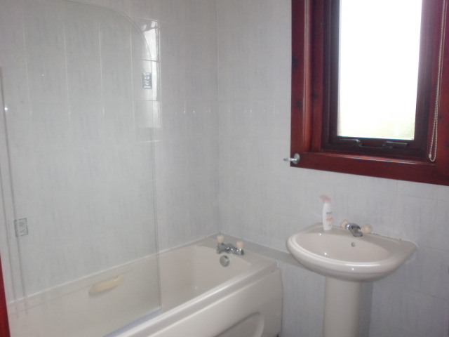  Image of 2 bedroom Detached house to rent in Park Crescent Bonnyrigg EH19 at Bonnyrigg MidLothian MidLothian, EH19 2AR
