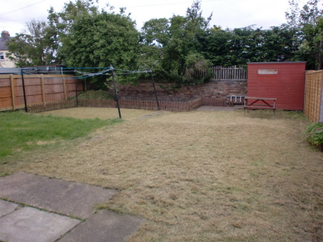  Image of 2 bedroom Detached house to rent in Park Crescent Bonnyrigg EH19 at Bonnyrigg MidLothian MidLothian, EH19 2AR