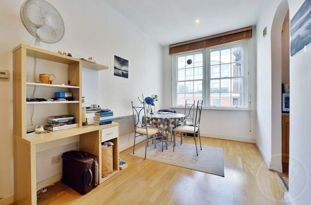  Image of 1 bedroom Flat for sale in Park Road London NW1 at Park Road Array Marylebone, NW1 4SN